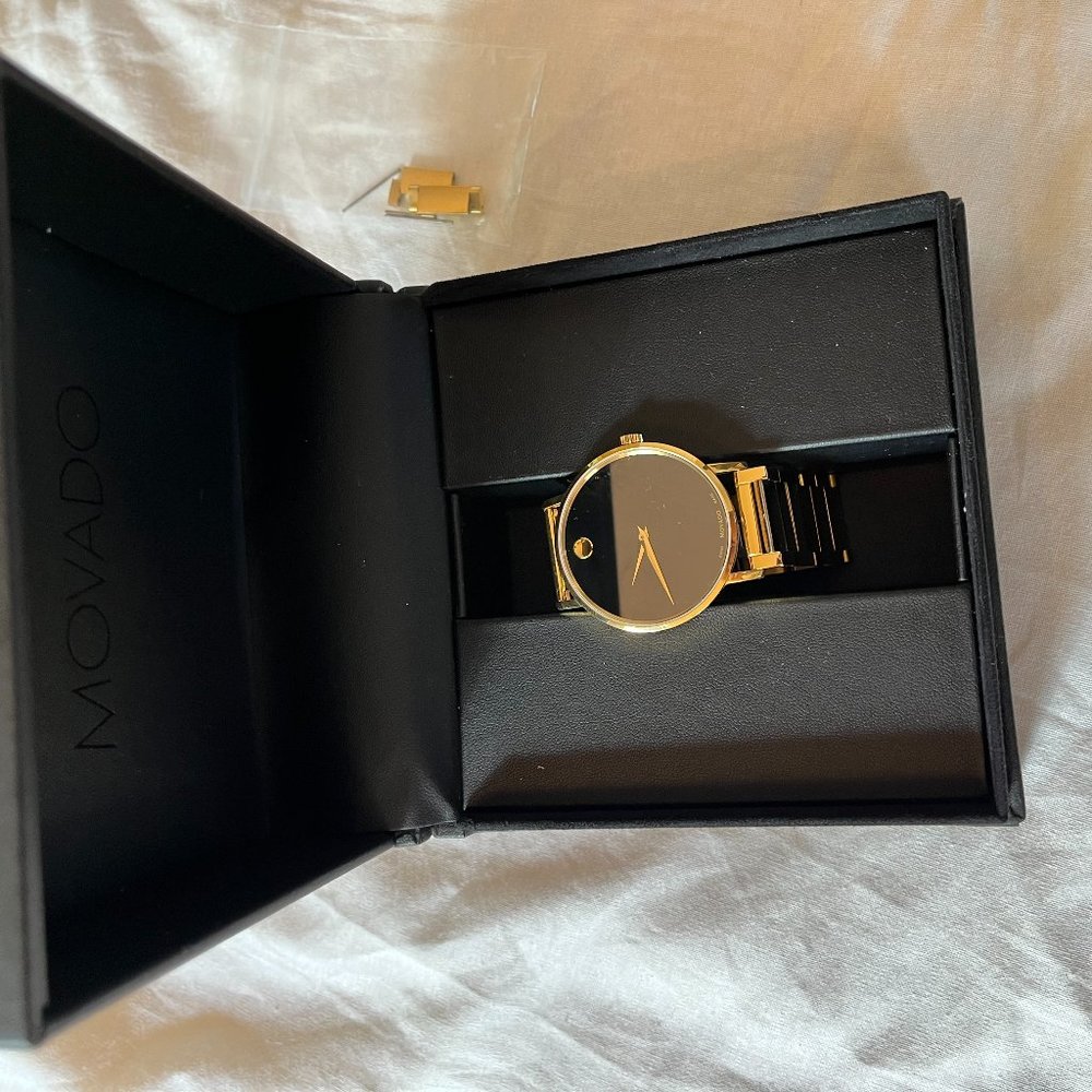 Men's Gold Movado Classic Museum